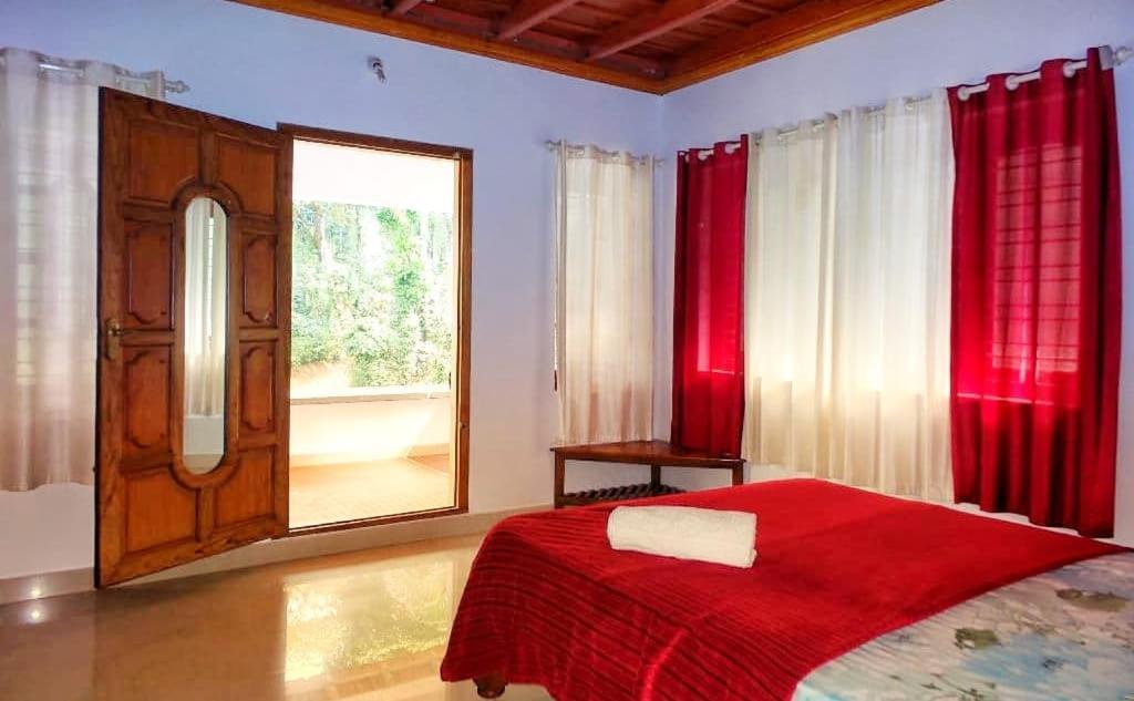 Coorg Divine Spark Home Stay Suntikoppa 外观 照片
