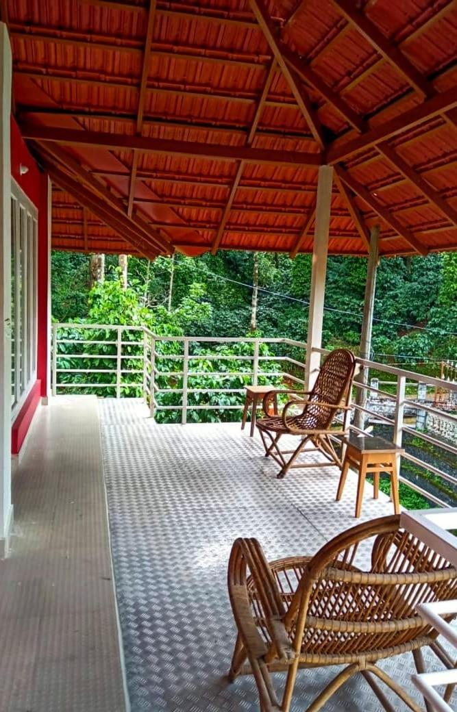 Coorg Divine Spark Home Stay Suntikoppa 外观 照片