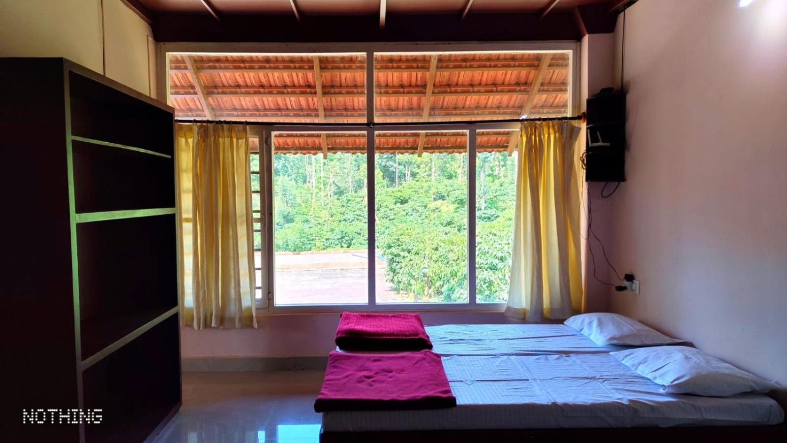 Coorg Divine Spark Home Stay Suntikoppa 外观 照片