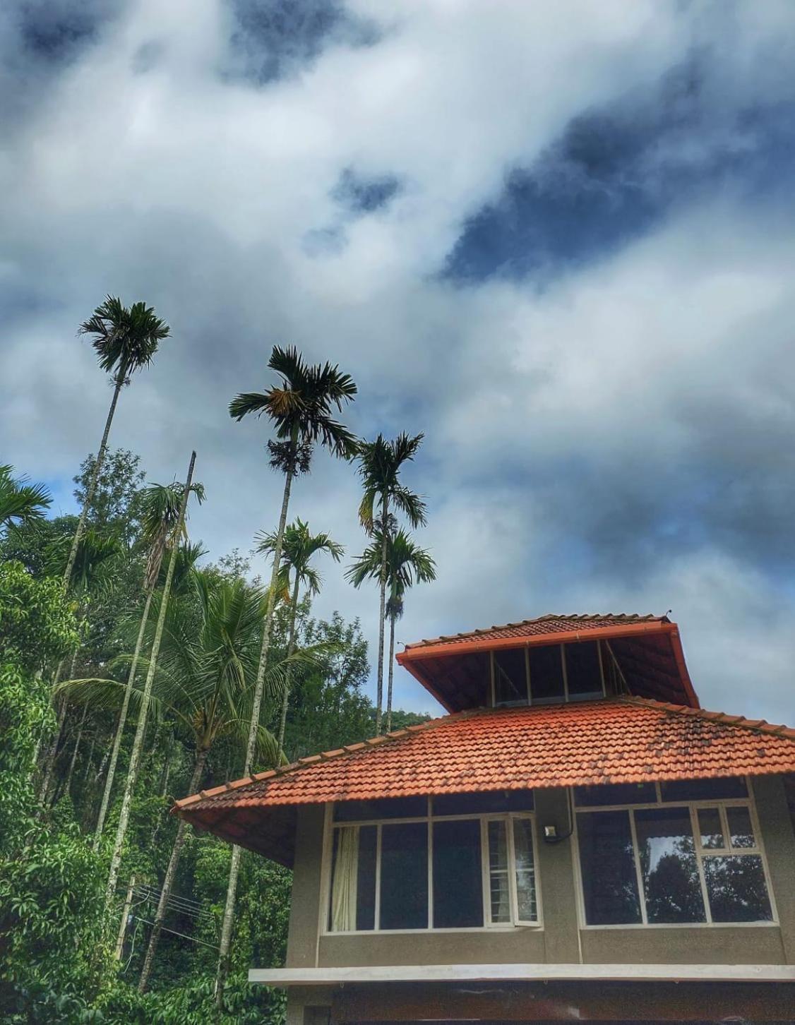 Coorg Divine Spark Home Stay Suntikoppa 外观 照片