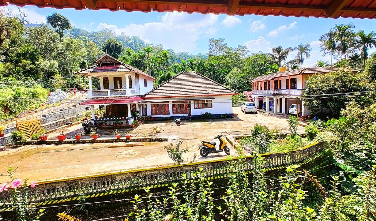 Coorg Divine Spark Home Stay Suntikoppa 外观 照片