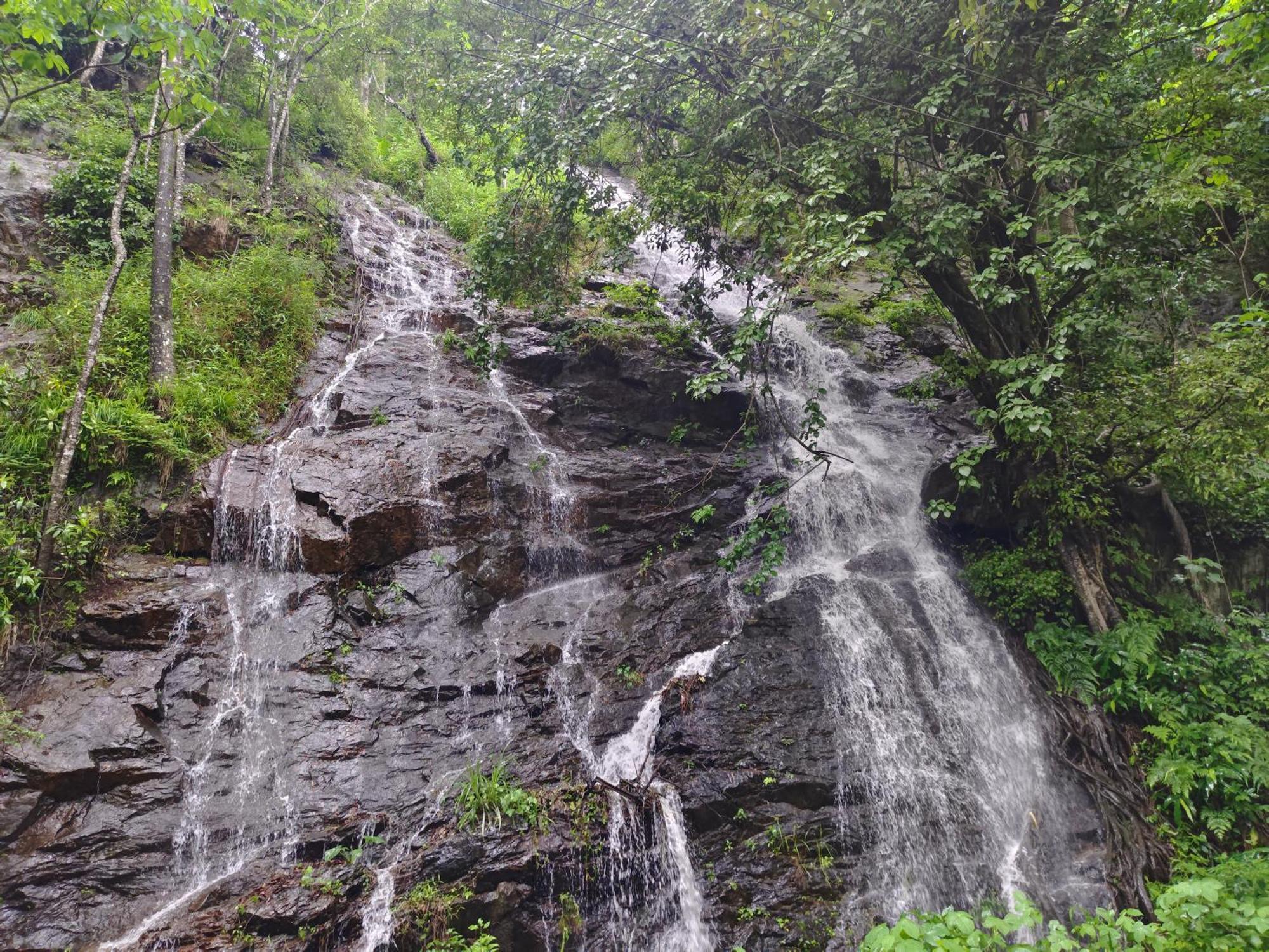 Coorg Divine Spark Home Stay Suntikoppa 外观 照片